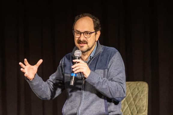 Jaume Ayats en una conferència