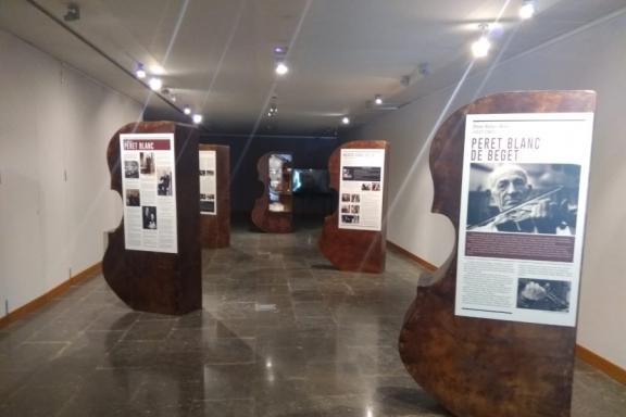 L'exposició Peret Blanc de Beget, a Ripoll