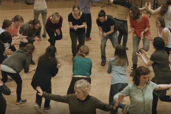 Nou taller de Santi Serratosa & Càntut al Festival Ésdansa