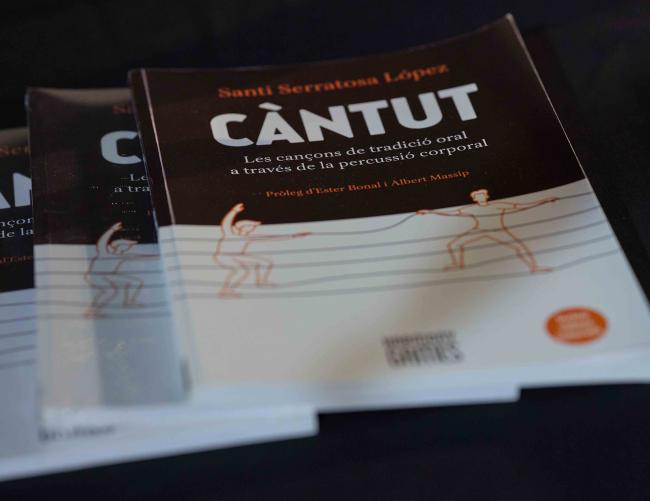 Llibre Càntut. Les cançons de tradició oral a través de la percussió corporal