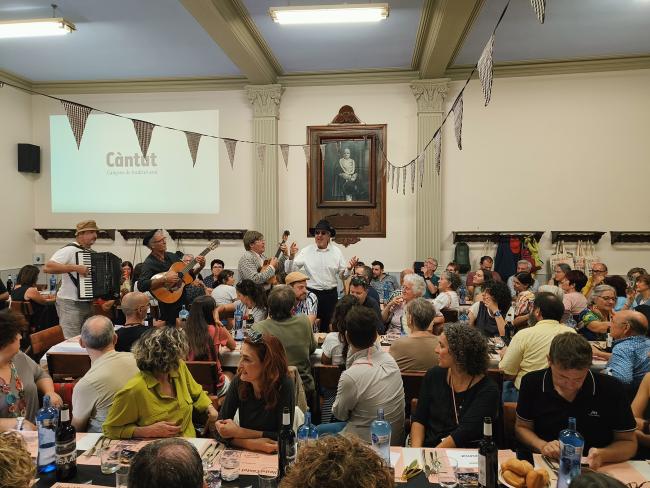 Hostal Càntut  a la Fira a Manresa